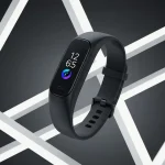 Fx Artistic product photography of Samsung Galaxy Fit3 with geometric shapes and modern composition 1