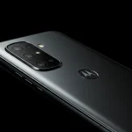 Fx Professional studio shot of Motorola Moto G75 with dynamic lighting creating highlights on the metallic edges and camera lenses 2