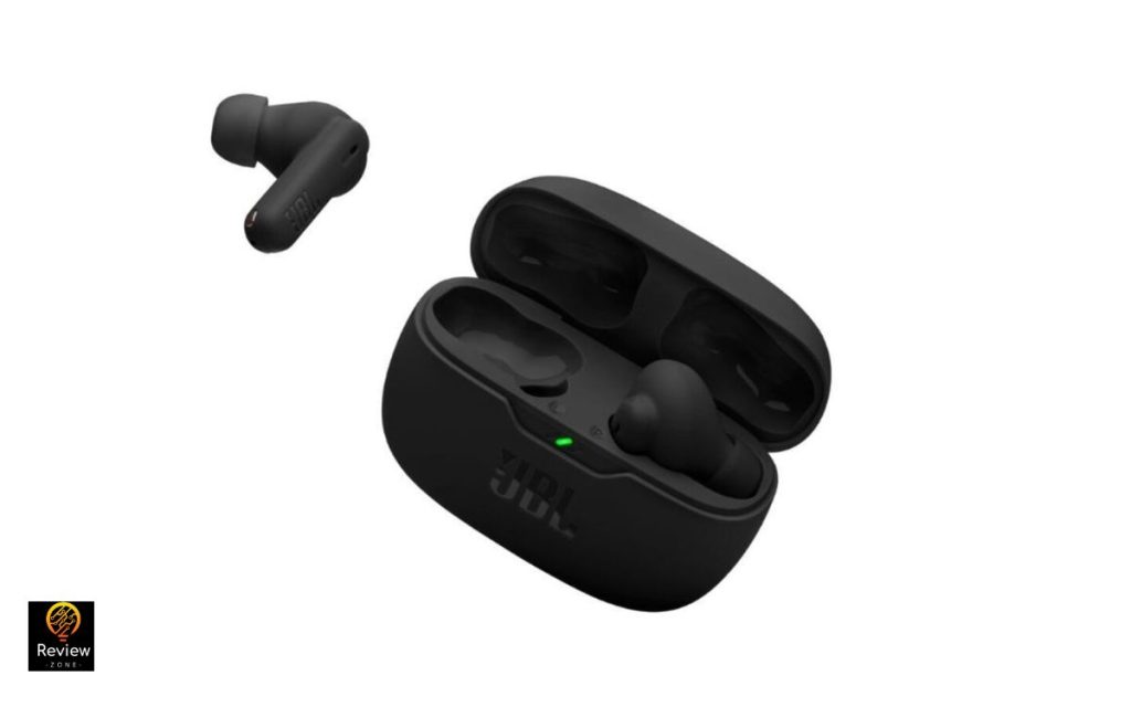 Fones de ouvido sem fio JBL Wave Buds 2 pretos separados da caixa sobre fundo branco