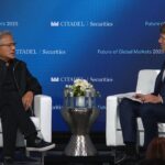 Jensen Huang fala em evento