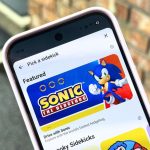 Celular mostra banner no Waze